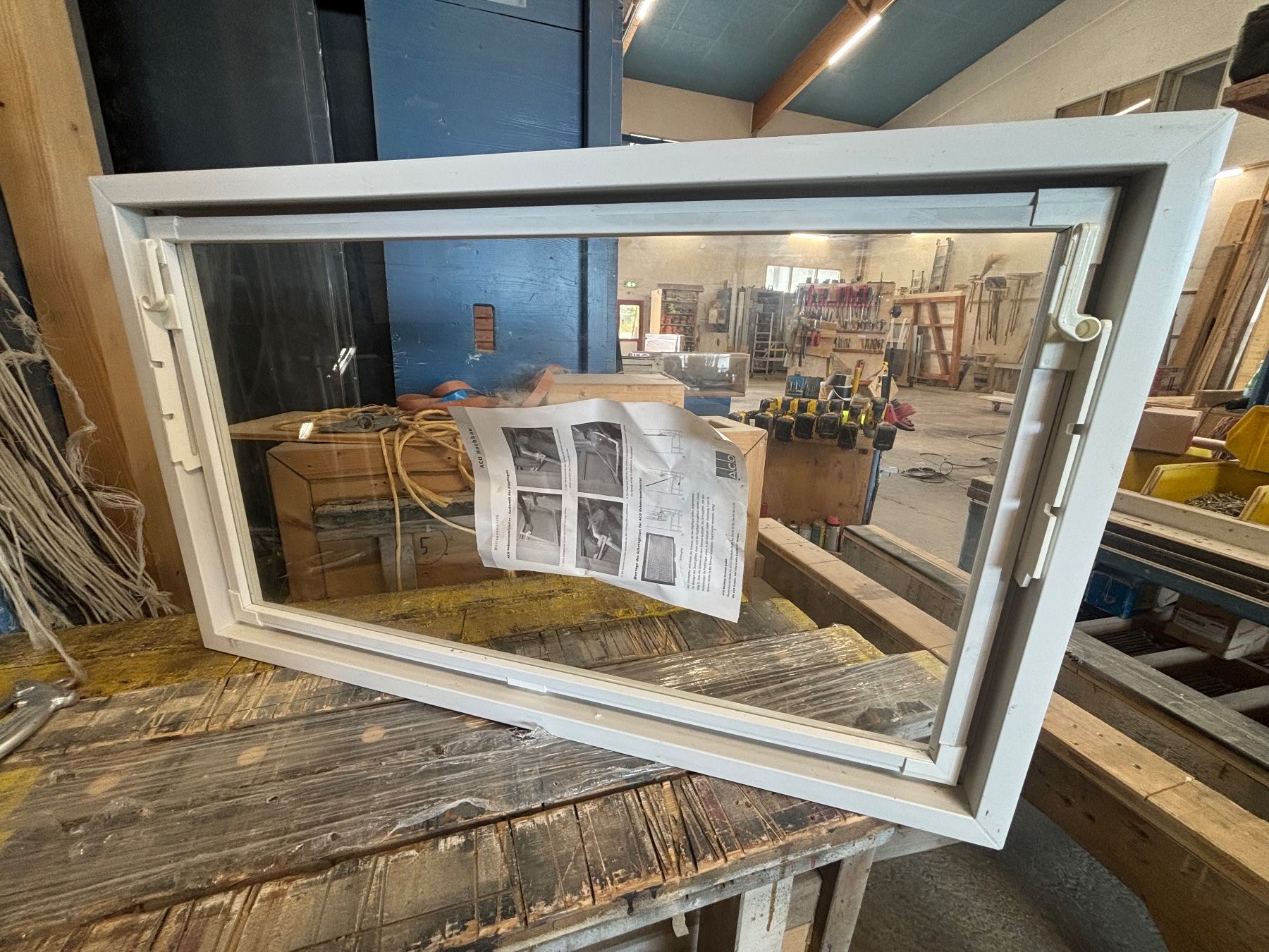 Fenster: Fenster – Neu (gemäss Beschreibung) aus Attiswil von inf_zg89