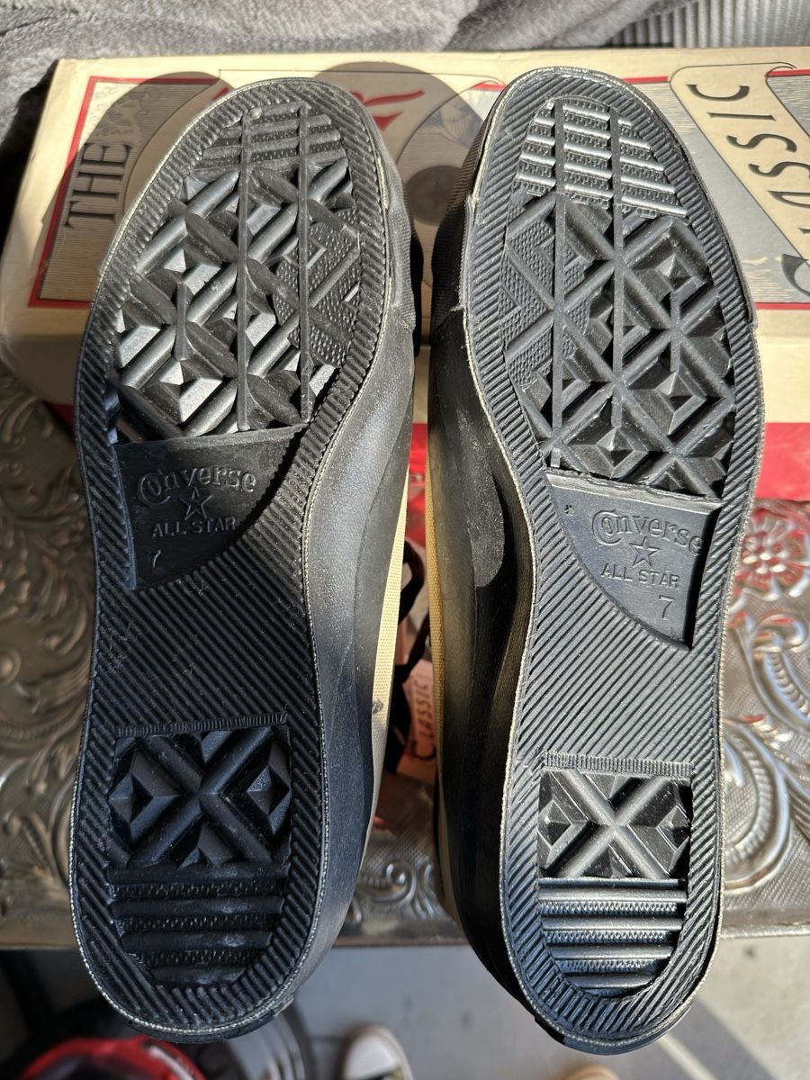 Scarpe da uomo: Converse all star Chuck Taylor – Nuovo (secondo la descrizione) da Martigny-Croix venduto da ces_vr9x 3