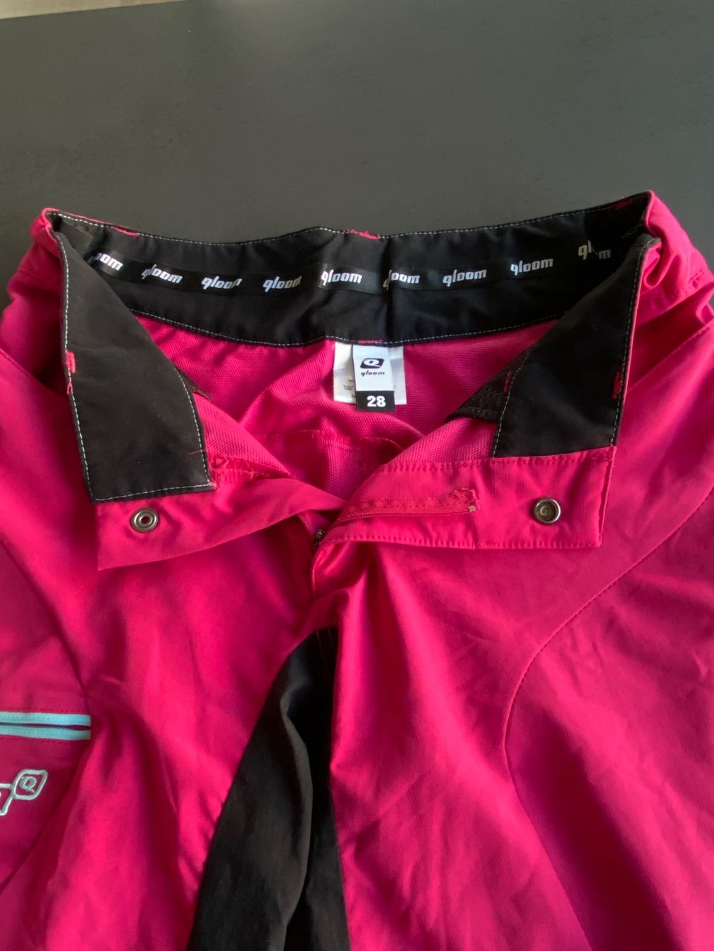 Qloom Pantaloni: Qloom Bikehose – Usato da Frauenfeld venduto da Chgunti 2