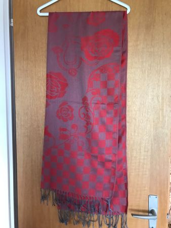 Warmer Herbst Schal, Cashmere, rot mit Blumenmuster