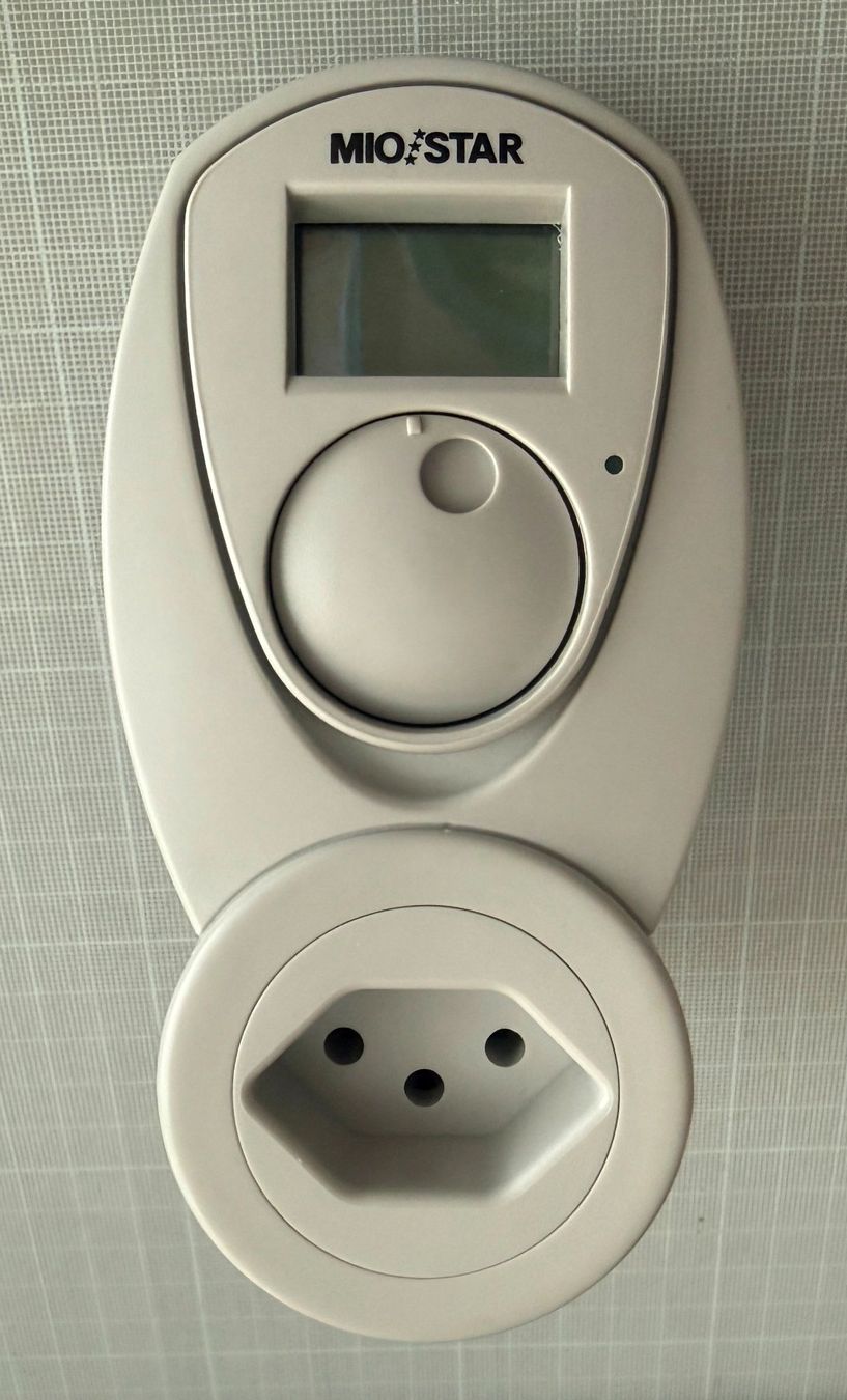 Migros Misurare: miostar Hygrostat digital 7176,012 Hygrometer  Schalter – Usato da Lodrino venduto da Stema 3