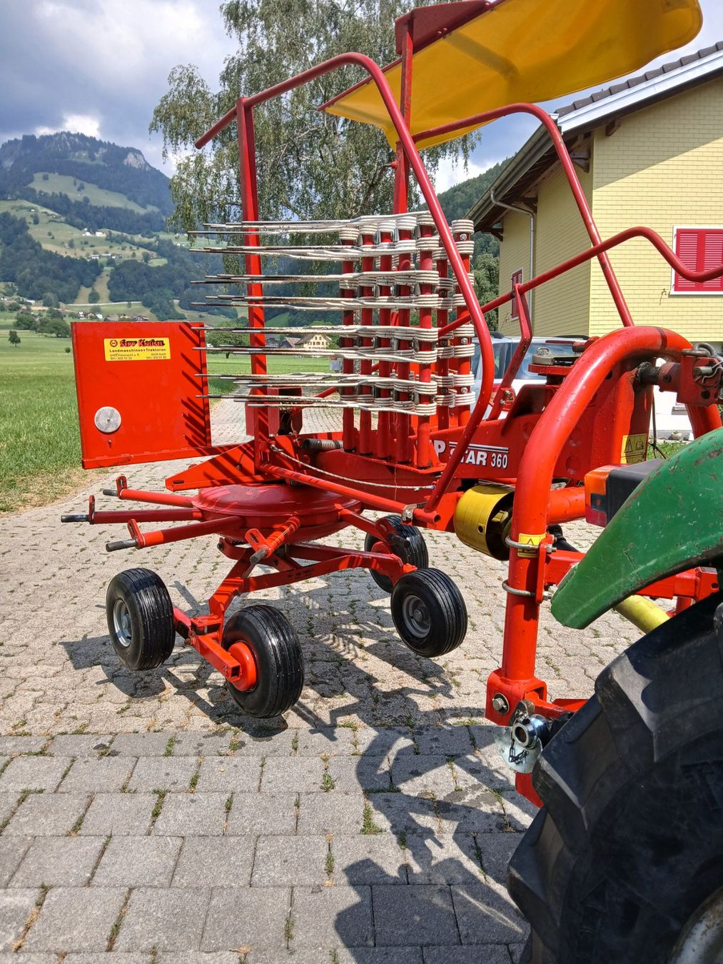 Raccolta foraggio grezzo: Kreiselschwader SIP – Usato da Schwyz venduto da Pferdematt 4