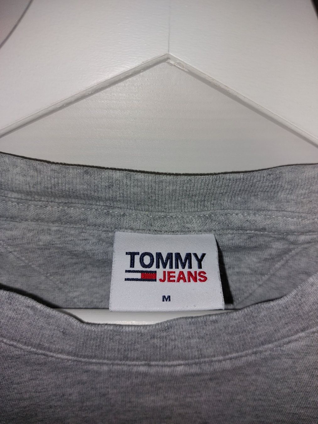 Tommy Hilfiger Maglioni & Felpe: Langarmshirt / Pullover Tommy Hilfiger – Usato da Titterten venduto da fra_v27g 2