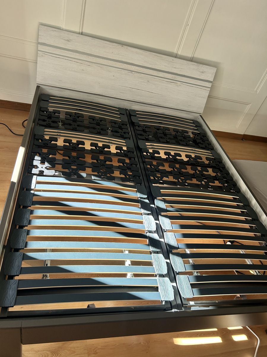 Letti: Doppelbett 160x200 mit Lattenrost – Usato da Zofingen venduto da sel_8csd 2