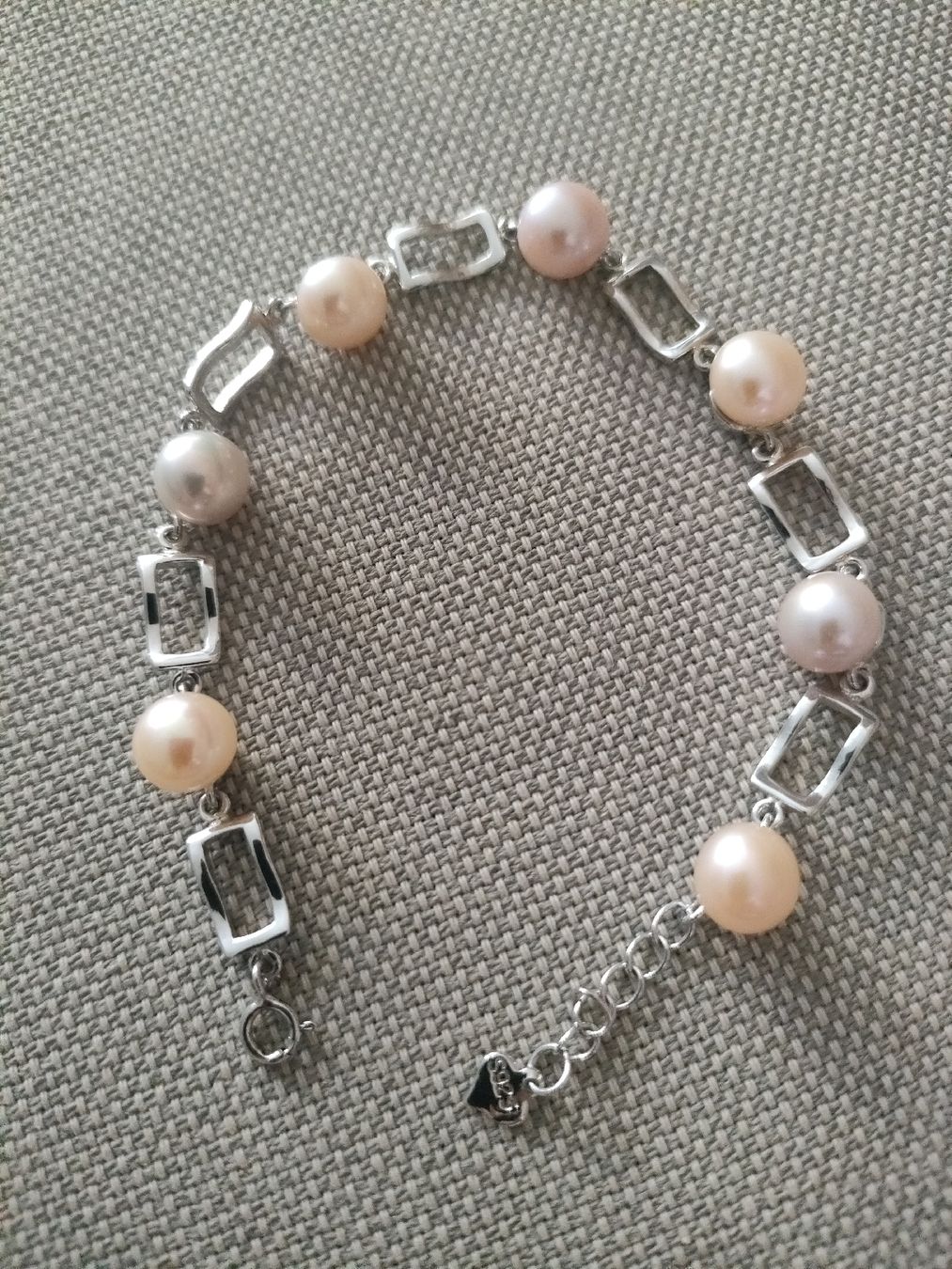 Bracciali & Braccialetti: Armband mit Süsswasserperlen  – Nuovo e nell'imballaggio originale da Bern venduto da Lidia.5
