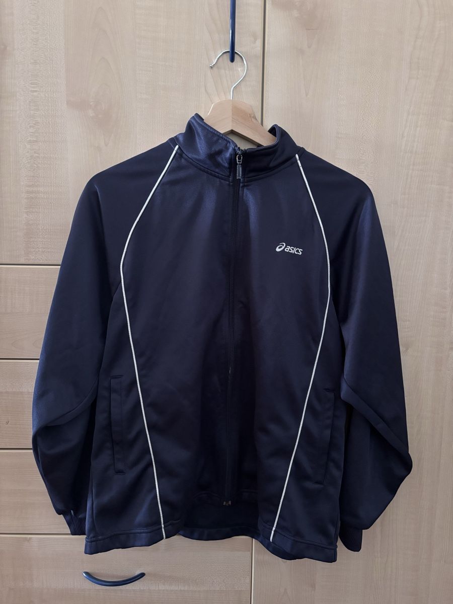 Asics Giacche: Asics Trainings jacke – Usato da Oberkirch LU venduto da mri_8qpz