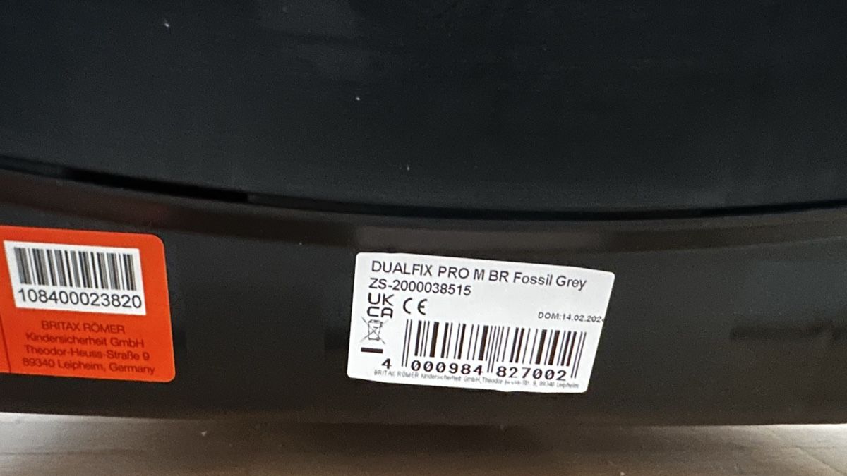 Britax Römer Seggiolini per auto: Britax Römer Dualfix M Plus Kindersitz  – Usato da Zürich venduto da KrisZH 7