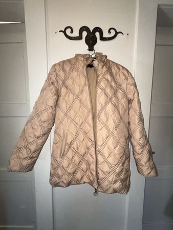 Essentiel Winterjacke Gr. 44 Beige mit Kapuze - Top!