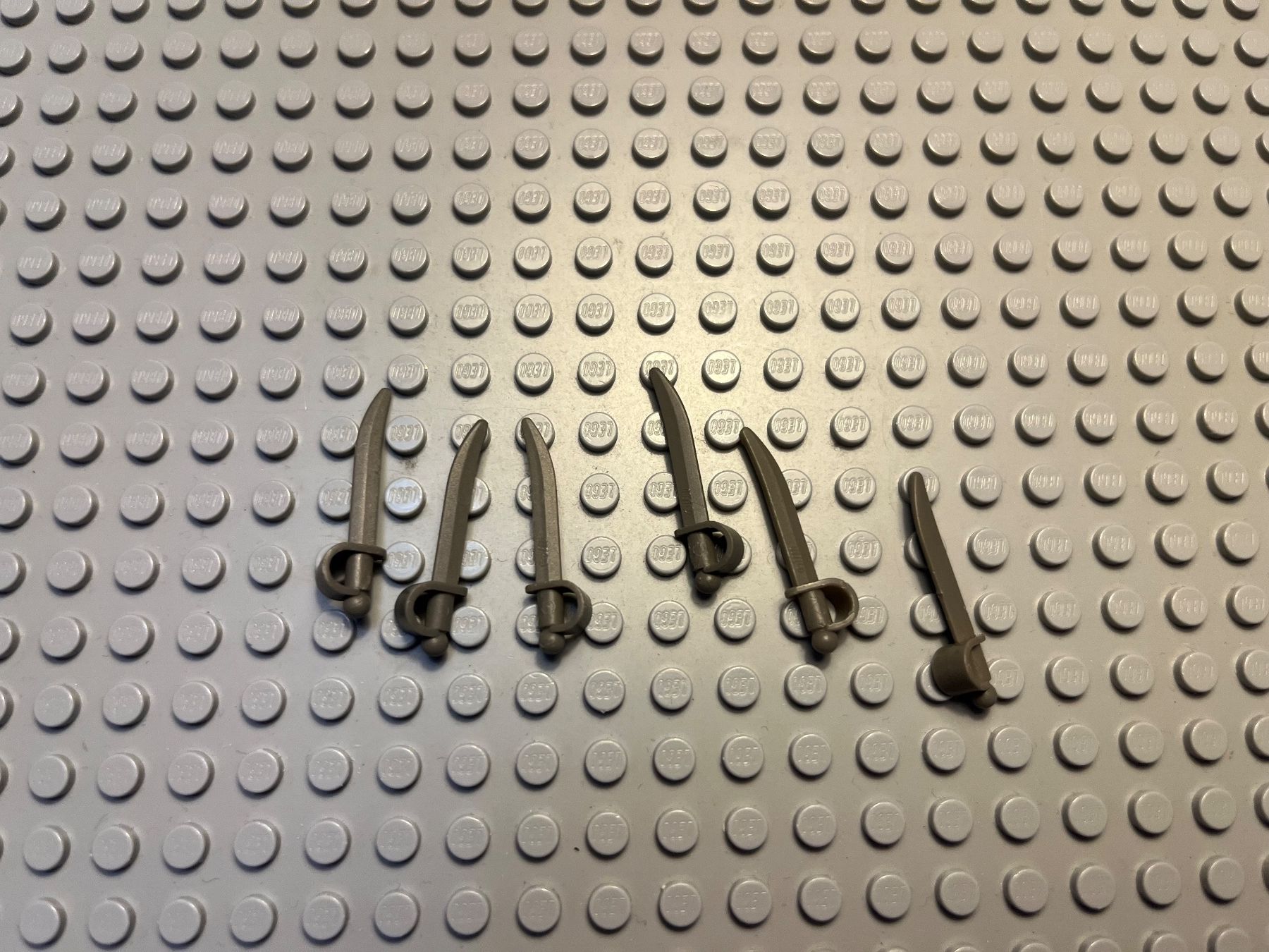Lego Baukästen: Lego 2x Piraten Säbel (2530) – Gebraucht aus Basel von Swi-7621
