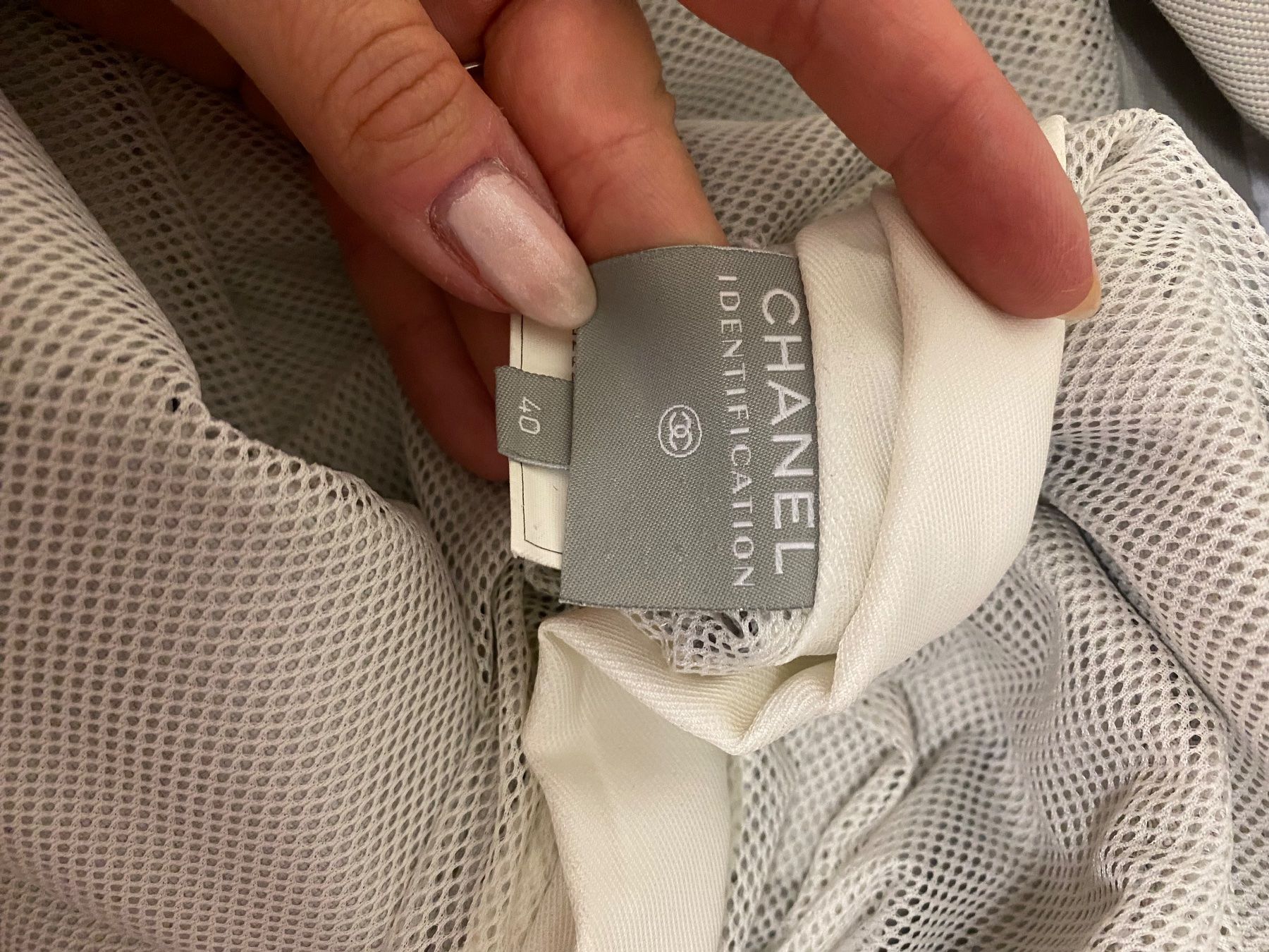 Chanel Jacken: Chanel Jacke – Gebraucht aus Wetzikon ZH von Deba26 6