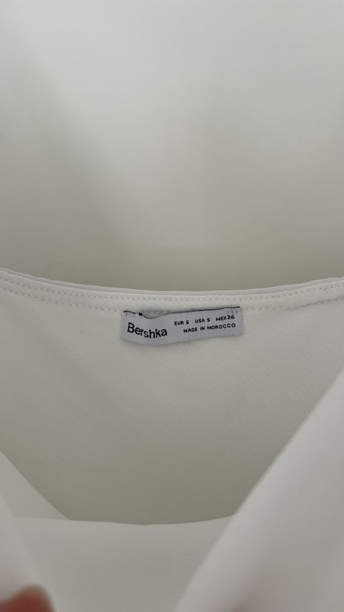 Bershka Kleider: Bershka Kleid weiss – Neu (gemäss Beschreibung) aus Wermatswil von Jara.a.s 2