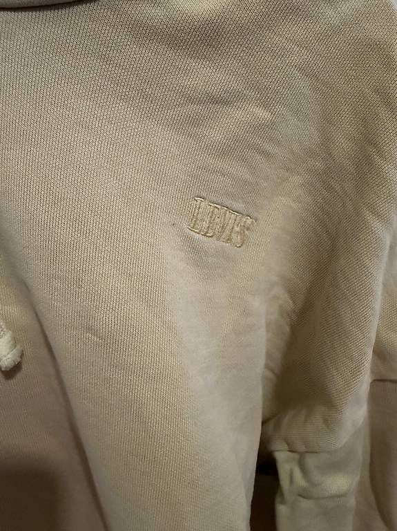 Pullover & Sweatshirts: Levis Kapuzenpullover Grösse S – Gebraucht aus Zürich von san_7n2l 1