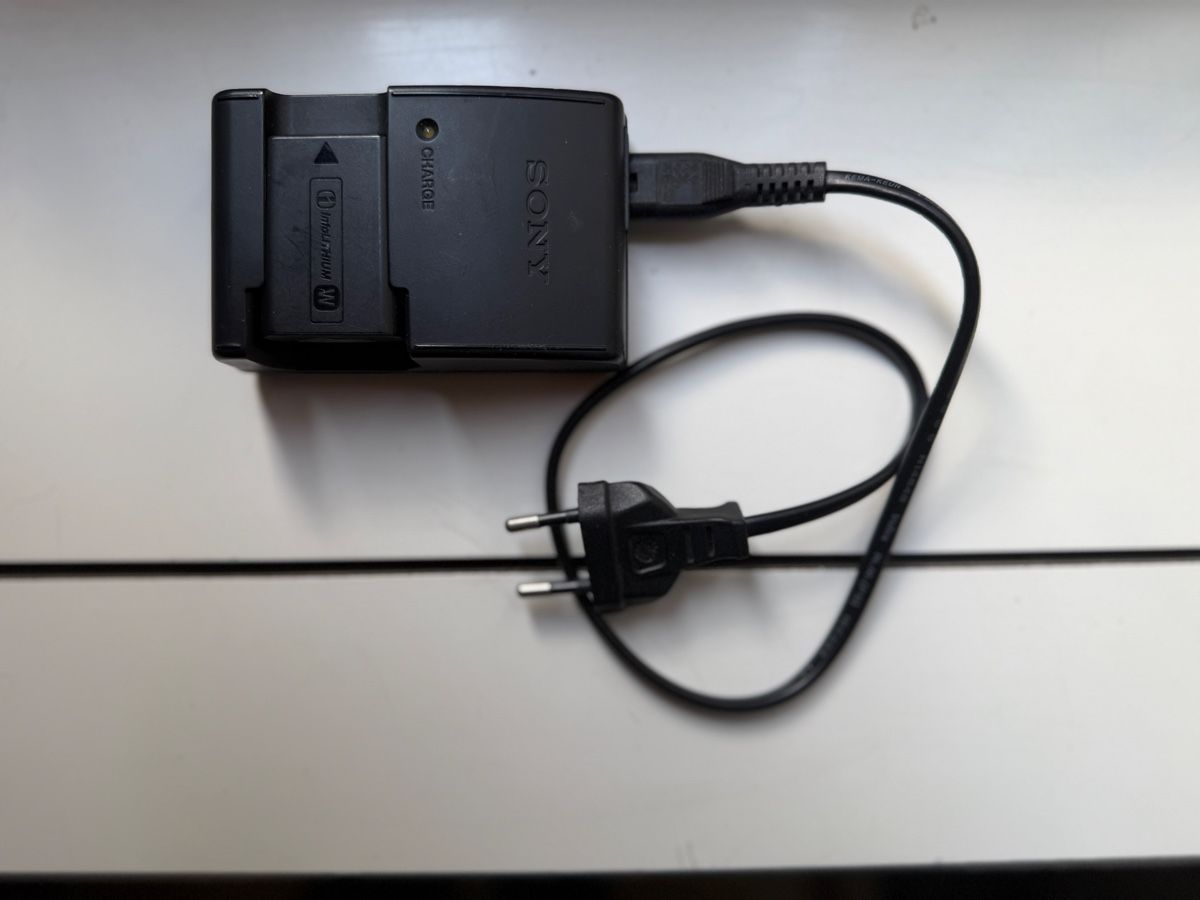 Sony Fotocamera: Sony A7RII + 2 batteries + chargeur – Usato da Biel/Bienne venduto da oma_t92s 5