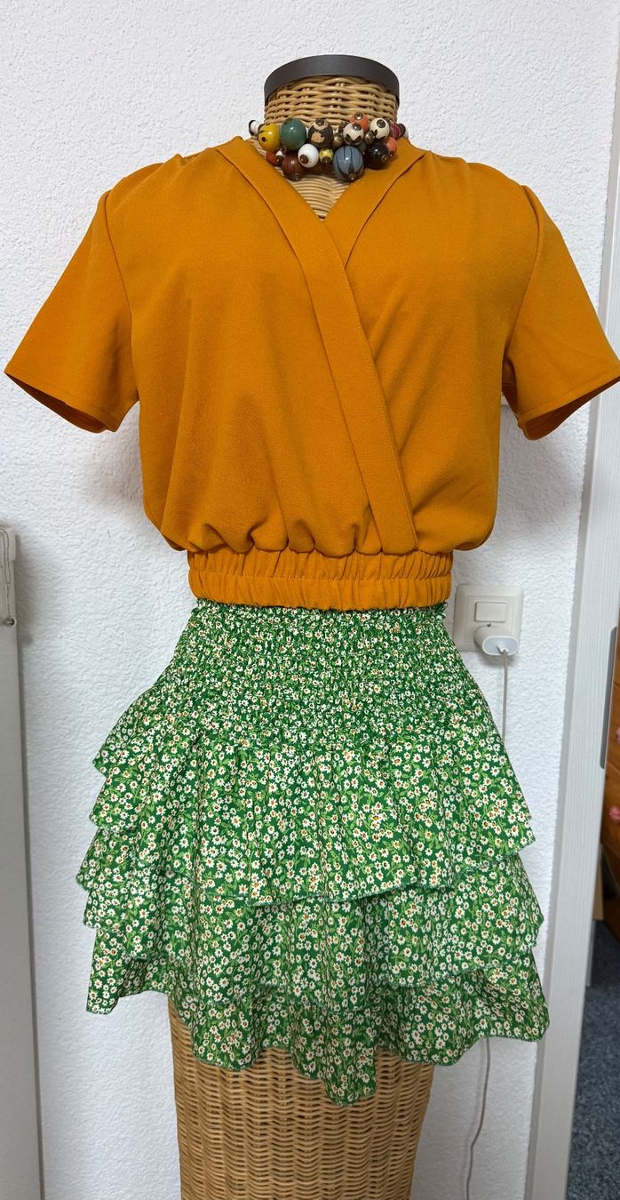 Lotti di vestiti: 12 tlg Set.Kleider S inkl.schuhe 38 – Nuovo (secondo la descrizione) da Turbenthal venduto da 310707 7