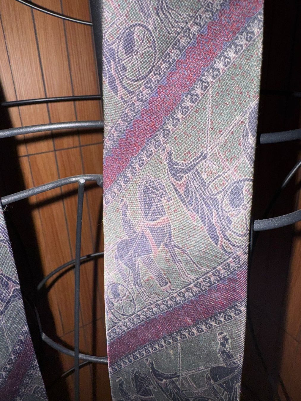 Cravatte: BYZAN Vintage Krawatte mit Ornamentmuster – Usato da Winterthur venduto da Dejv 2