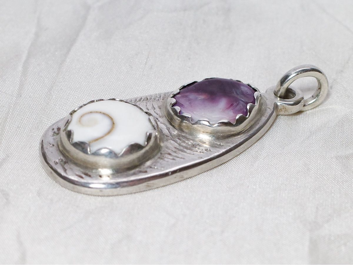 Ciondoli: Silber Sterling Anhänger Kunst Inlay native Schmuck massive – Usato da Rüti (ZH) venduto da vint-age 1