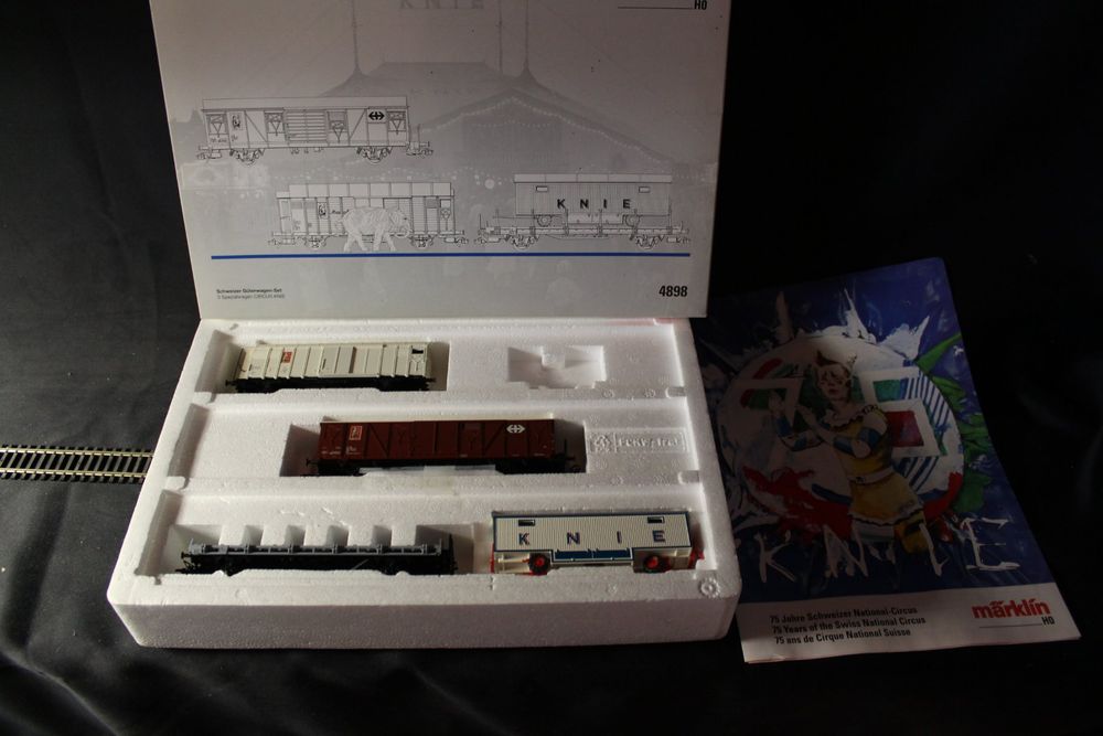 Märklin 4898 Circus Knie Wagenset (Gebraucht) in Courgevaux für CHF 54 ...
