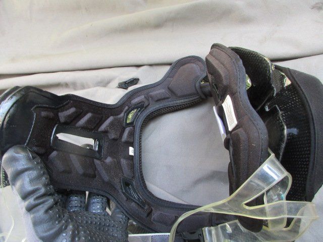 Schutz & Schoner: Motorrad BMX Nackenschutz GPX Grösse S Carbon – Gebraucht aus Ottikon von Locomotive01 7