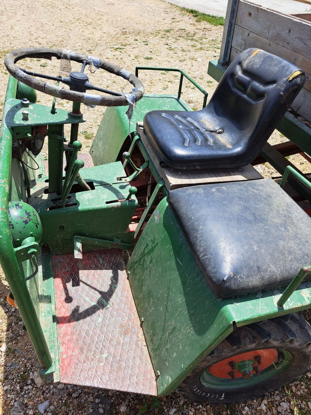 Schilter Traktoren: Schilter Lt 1 D Senior – Gebraucht aus Welschenrohr von vario32 1
