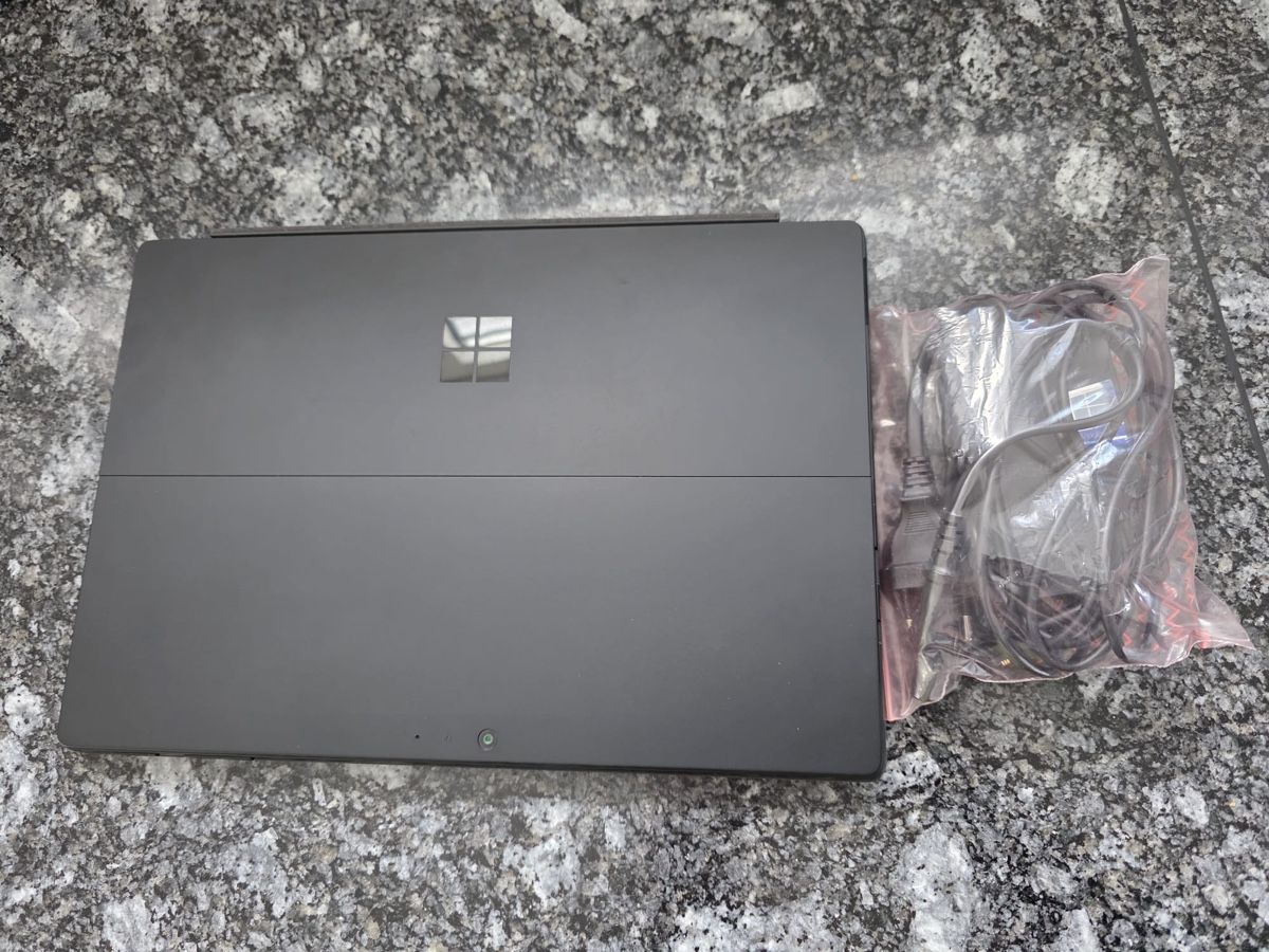 Microsoft Notebook: Microsoft Surface Pro 6 Black Edition Top Zustand – Usato da Ostermundigen venduto da Schneiti76 5
