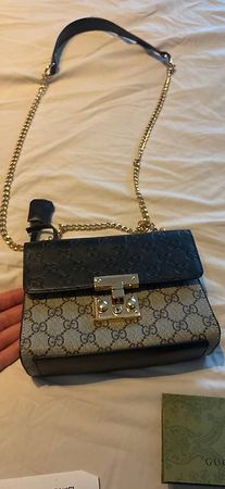  Gucci Schultertasche Padlock GG Supreme  Schwarz/Rot