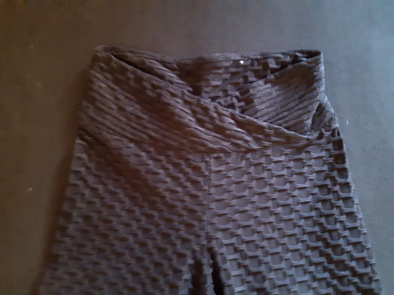 Pantalons: Hosen schwarz – D'occasion à Toffen par Gwunderegge77 1