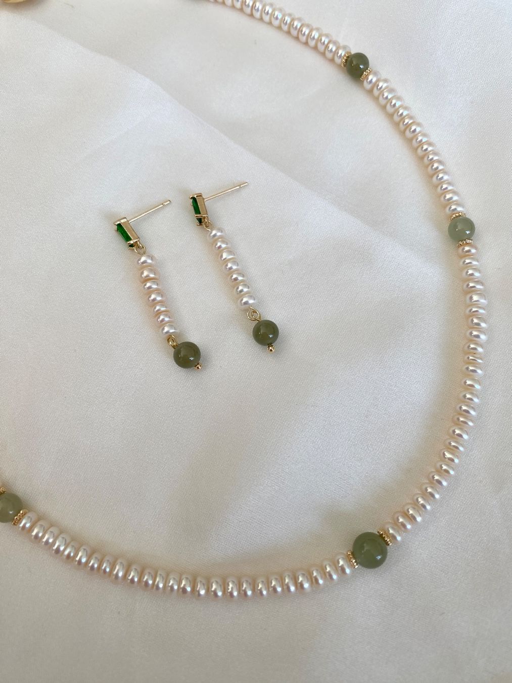 Catenine: Süsswasserperlen Kette mit Ohrringe – Nuovo e nell'imballaggio originale da Sarnen venduto da Yingsperlen4 3