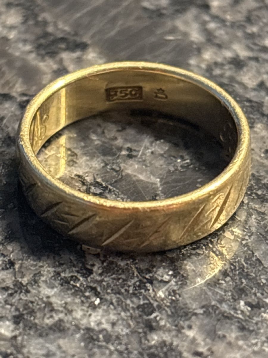 Anelli: 18Karat Ring – Usato da Spiez venduto da 37_K