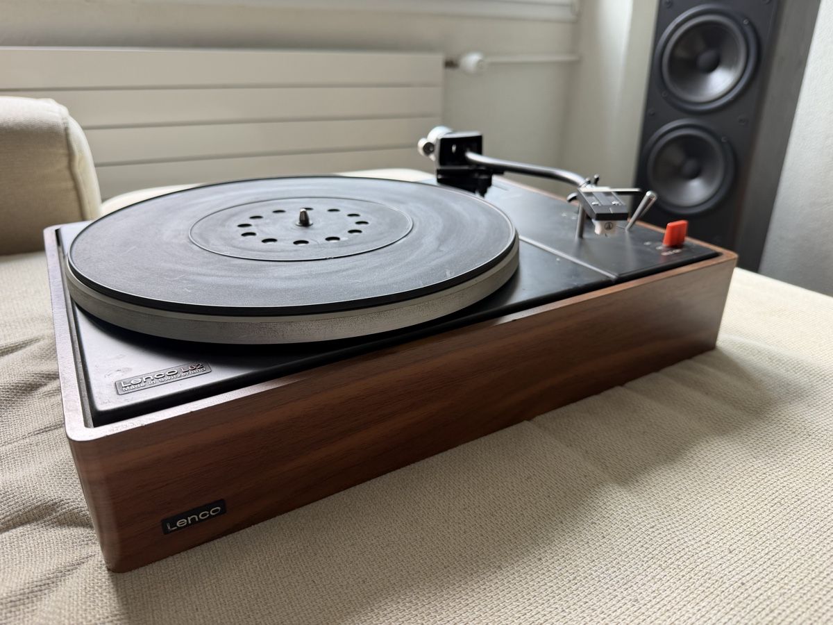 Lenco Tourne-disques: Lenco L62 Turntable Belt-Drive  – D'occasion à Olten par mat_78x9