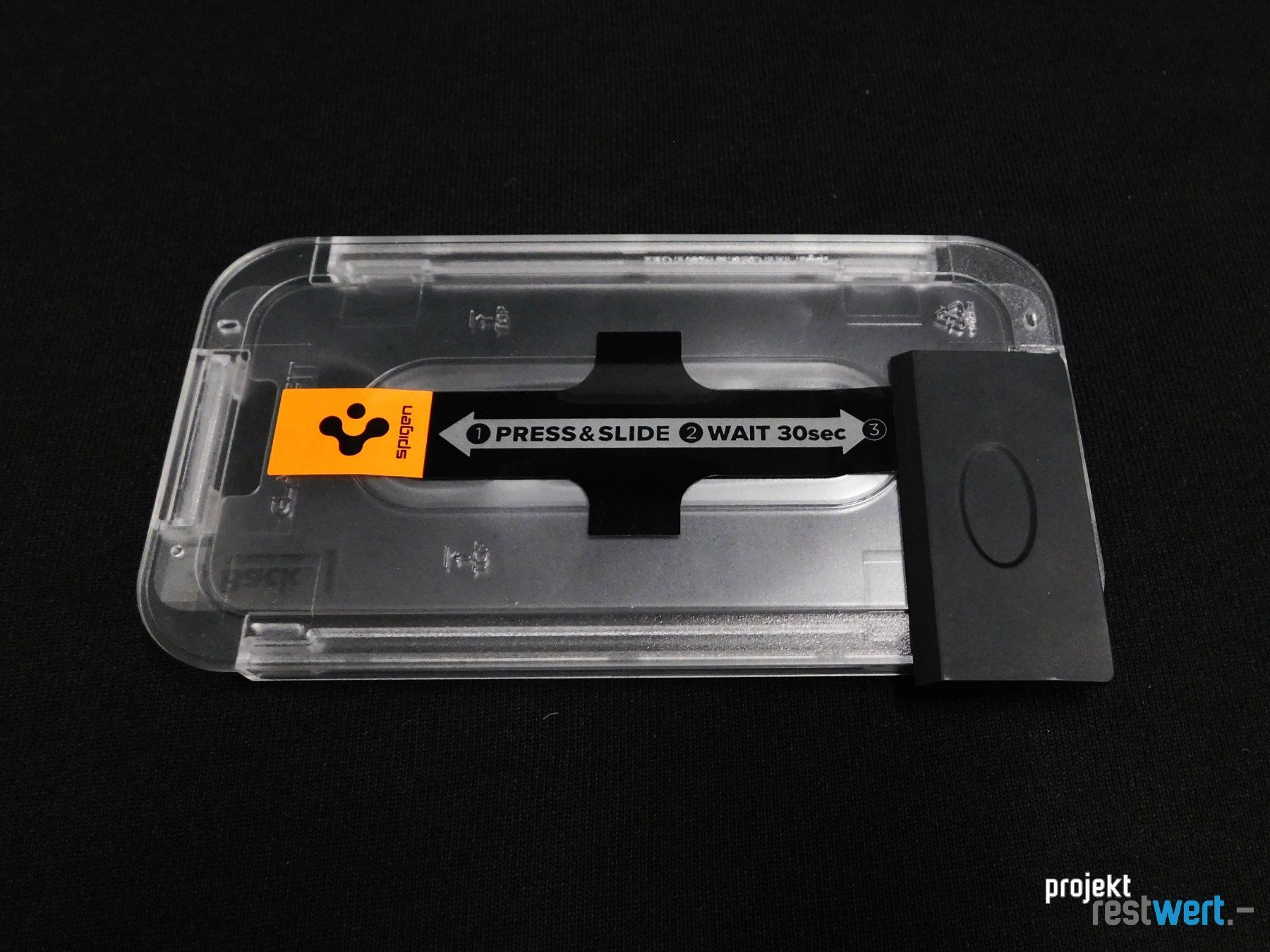 Spigen Cover & Protezioni schermo: Schutzglas von SPIGEN – Nuovo (secondo la descrizione) da Bülach venduto da restwert_buelach 3