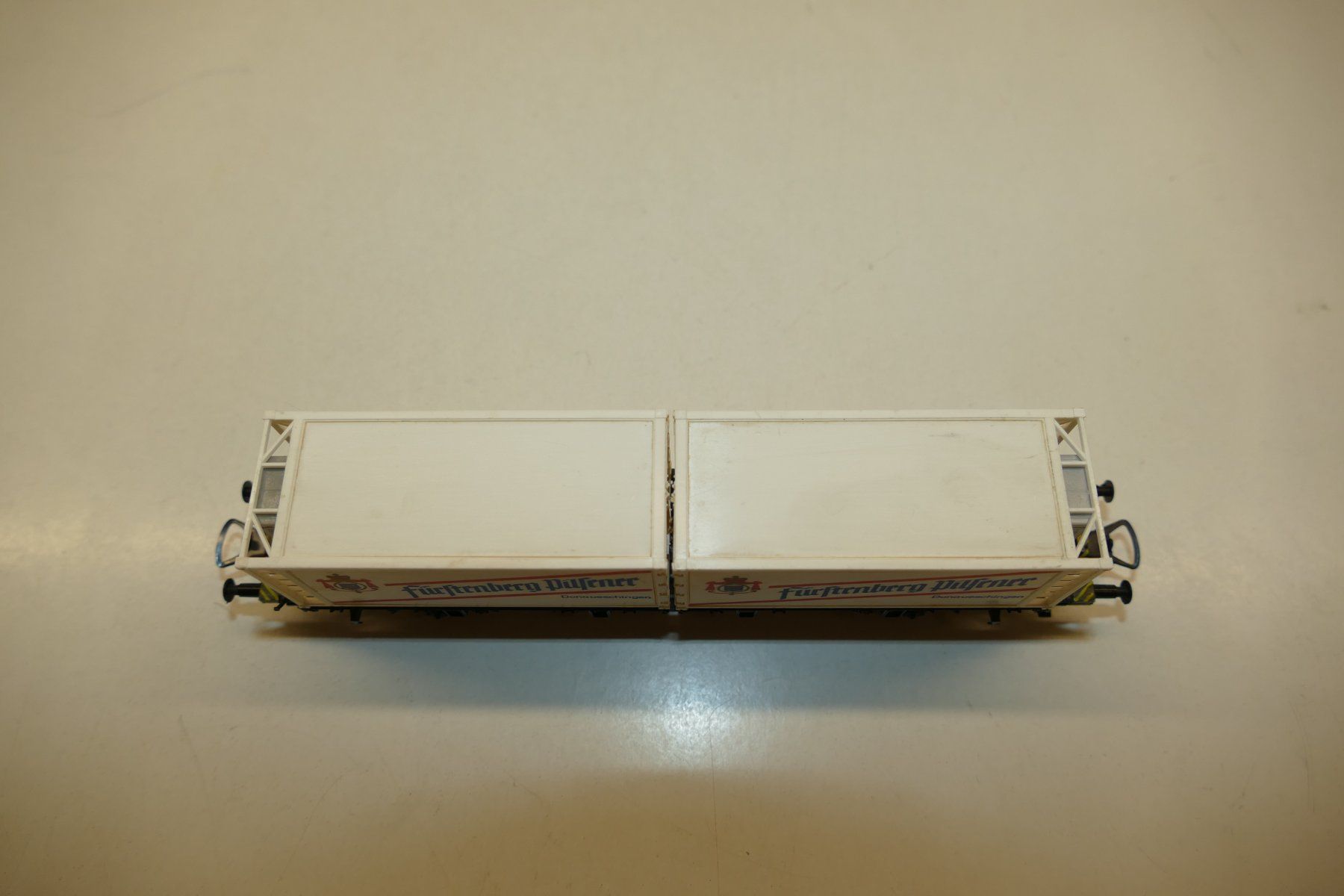 Modellini di ferrovie: Röwa H0: Containerwagen Fürstenberg Pilsener – Nuovo (secondo la descrizione) da Niederhasli venduto da rail-duerst 4