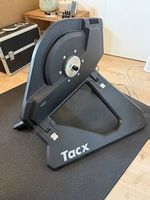 Tacx Neo Smart mit Zubehör