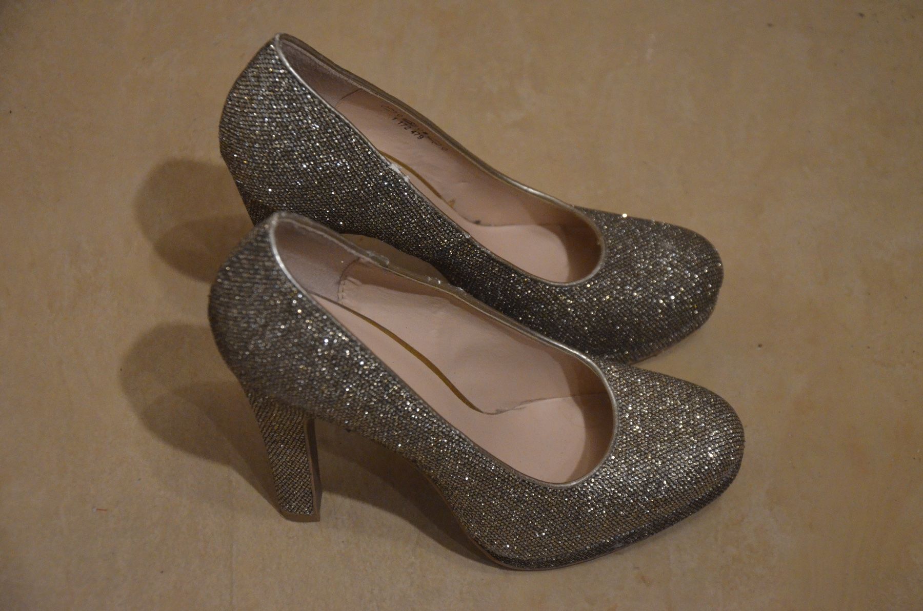 Scarpe da donna: NO 37 - TALON HOCH CM 11 – Usato da Chiasso venduto da Dolly015 1