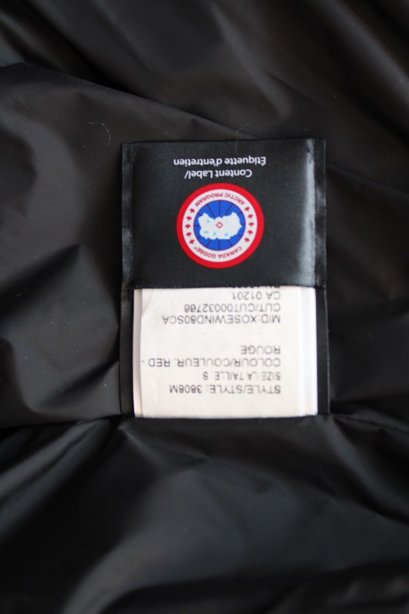 Canada Goose Giacche: Canada Goose Rouge – Nuovo (secondo la descrizione) da Essertines-Rolle venduto da Nono_1802 4