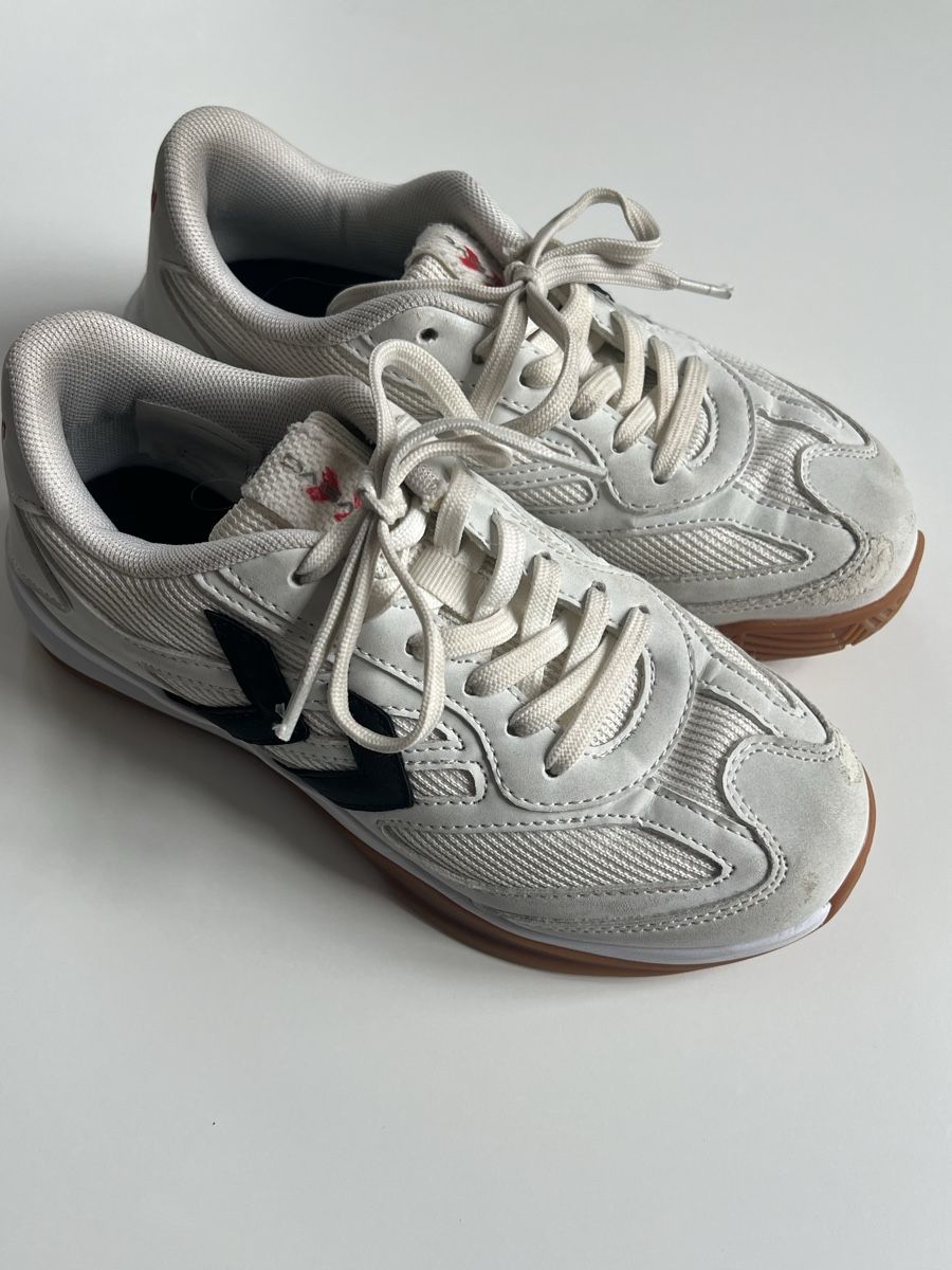 Hummel Scarpe per ragazzi: Hummel Hallenschuhe 36 – Usato da Basel venduto da mingebrand 1