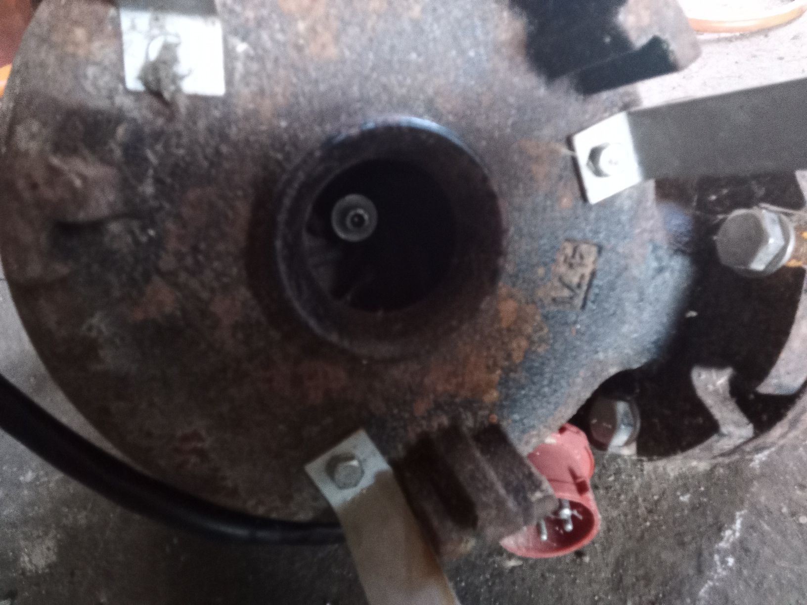 Pompe & Parti di ricambio: Klärschlammtauchpumpe Güllenpumpe Jauchepumpe Kreiselpumpe – Usato da Hergiswil LU venduto da Kaufi0 3