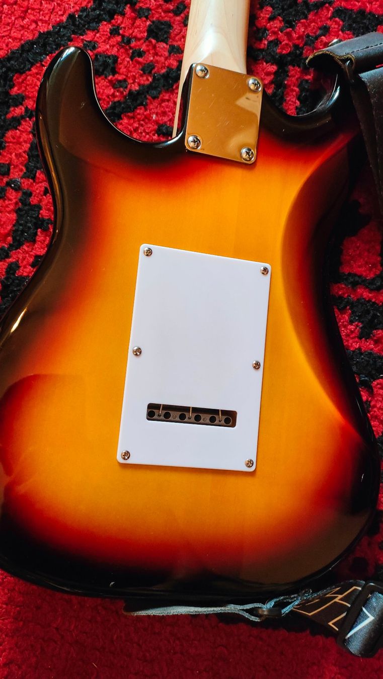 Aria Strumenti musicali: E-Gitarre Set für Kinder – Usato da Zürich venduto da Carpenters-of-Old 4