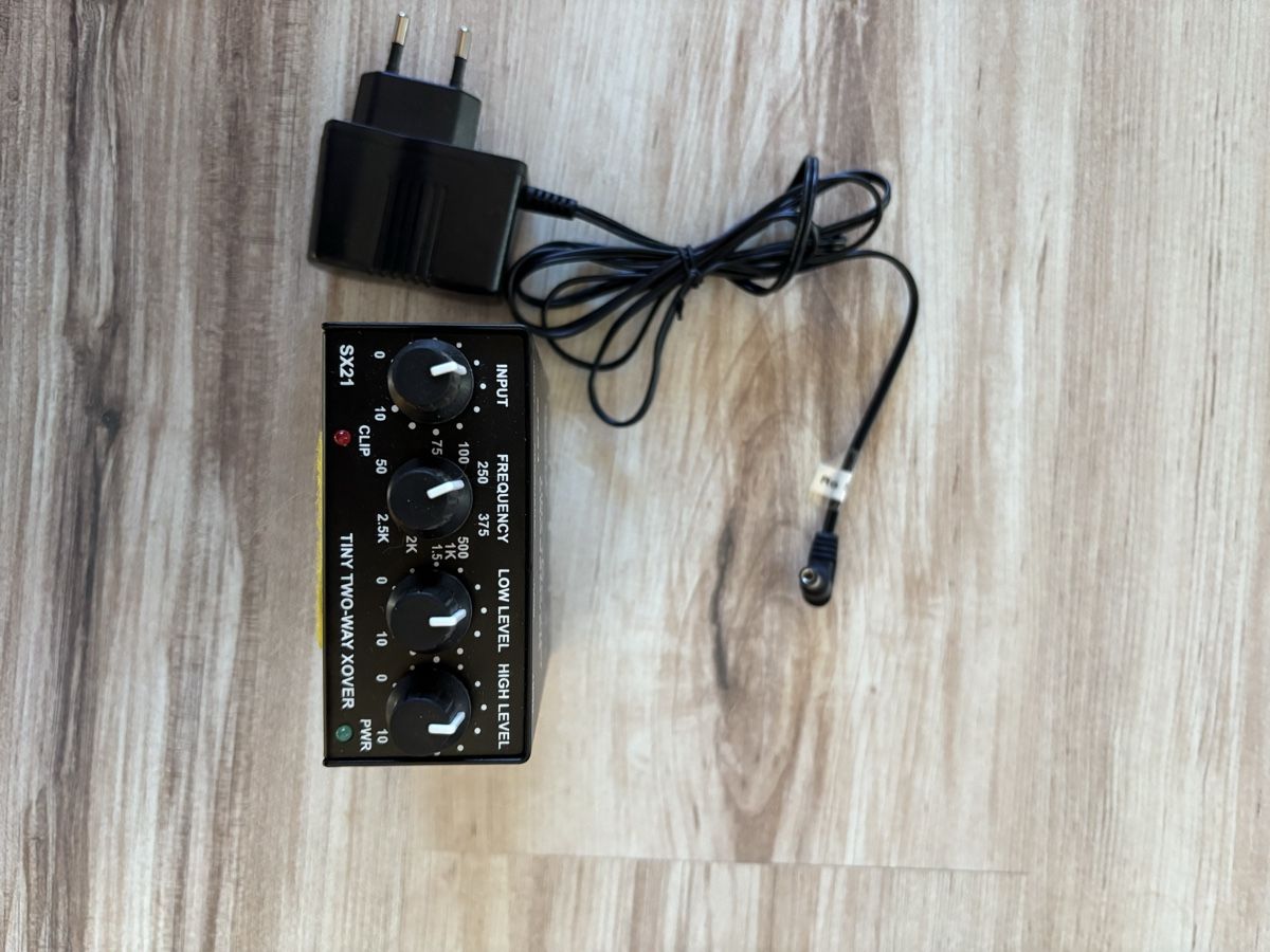 Musikinstrumente: Frequenzweiche – Gebraucht aus Reigoldswil von Ardinoe 1