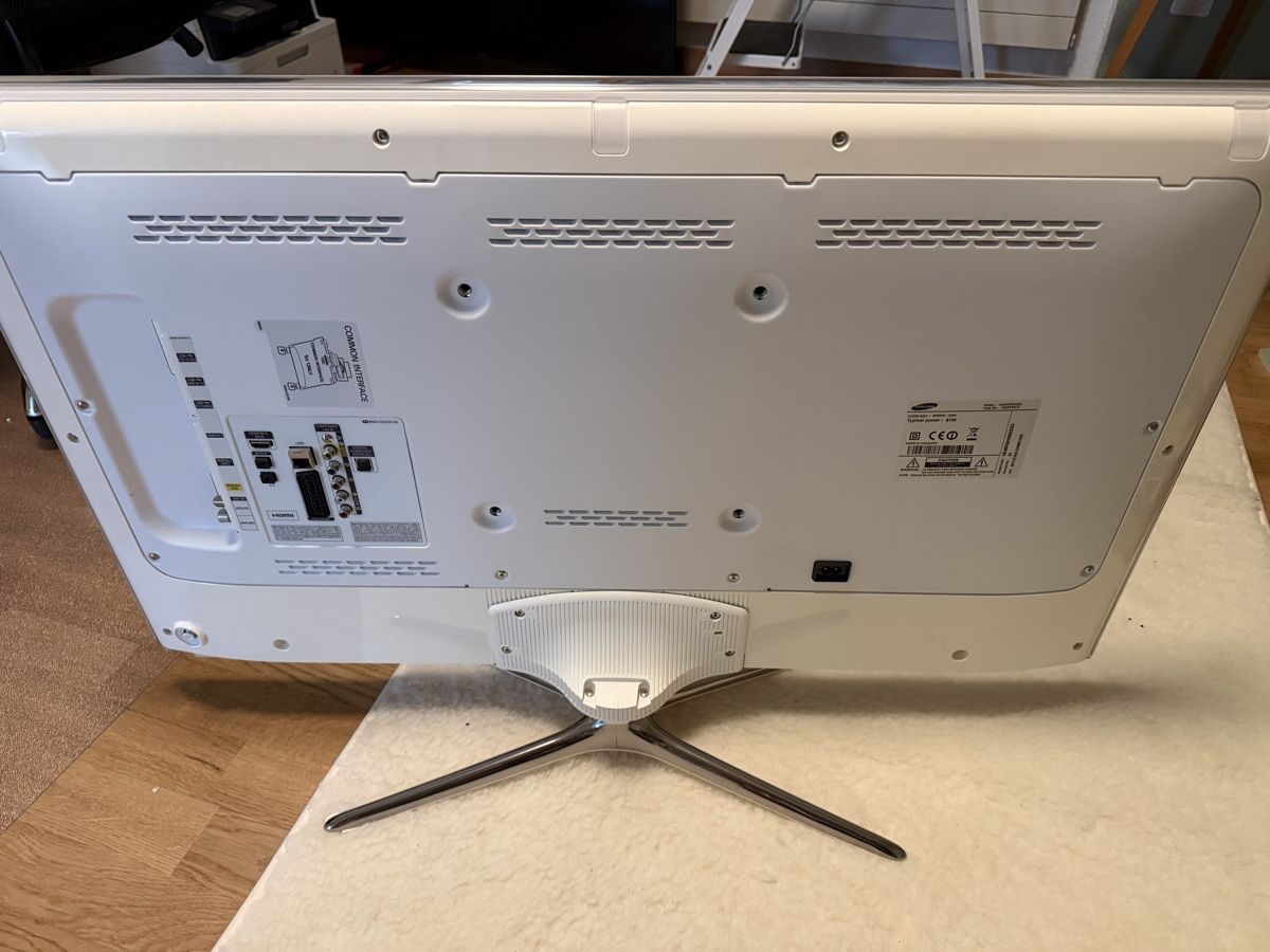 Fernseher: TV Samsung - 40 Zoll – Gebraucht aus Mauren von coffee.friend 2