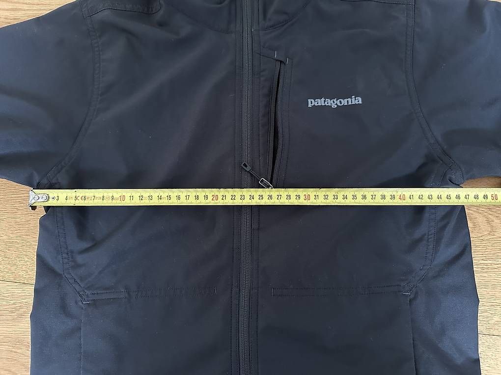 Patagonia Giacche: Patagonia Jacket Softshell / leichte Windjacke Gr. S – Usato da Basel venduto da Oloir 3