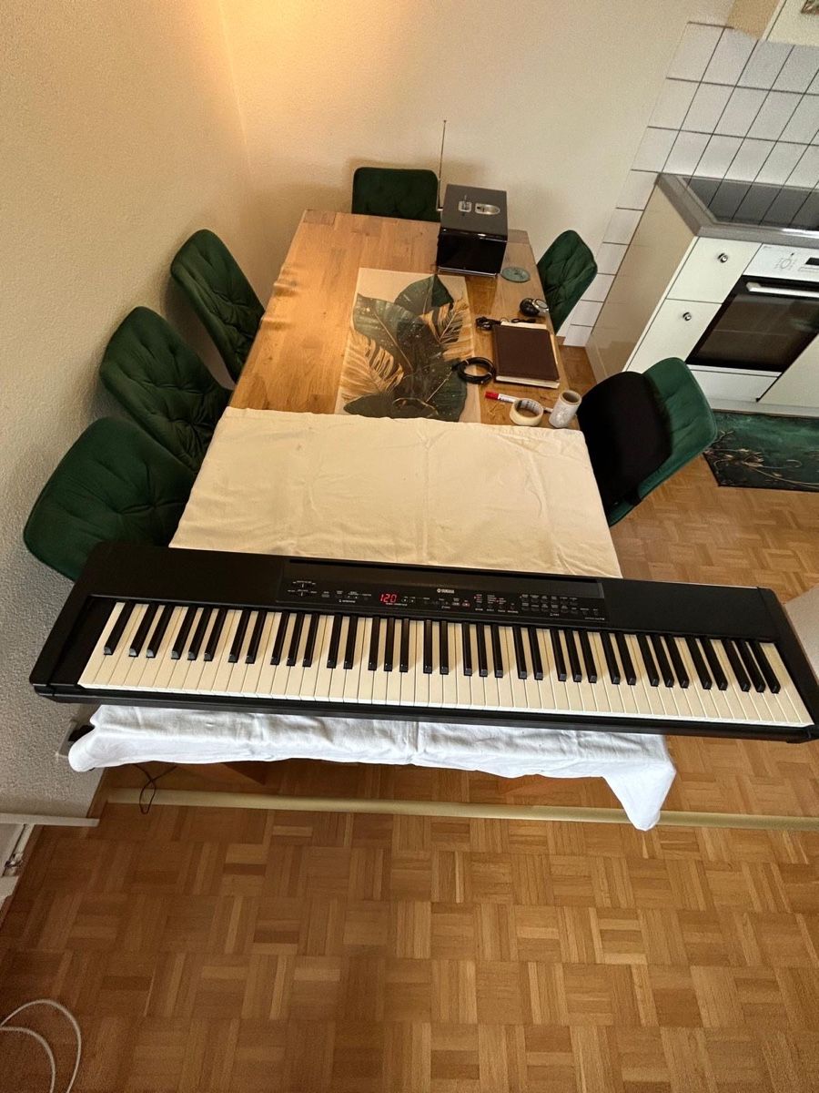 Yamaha Strumenti musicali: Yamaha Keyboard und andere – Usato da Knonau venduto da Audi_1999 4