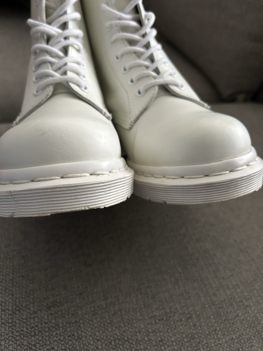 Dr. Martens Scarpe da uomo: Weisse Dr. Martens Grösse 41 – Nuovo (secondo la descrizione) da Arlesheim venduto da Mega.Mindy 3