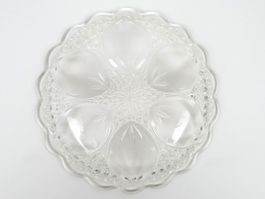 Glasschälchen mit Verzierung