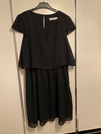 Damen Kleid von NAF NAF gr.42