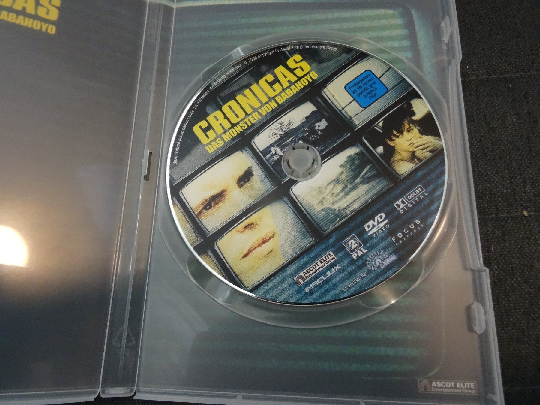 Tutti i DVDs: Cronicas - Das Monster von Babahoyo DVD – Usato da Olten venduto da Disc-Verkauf 1