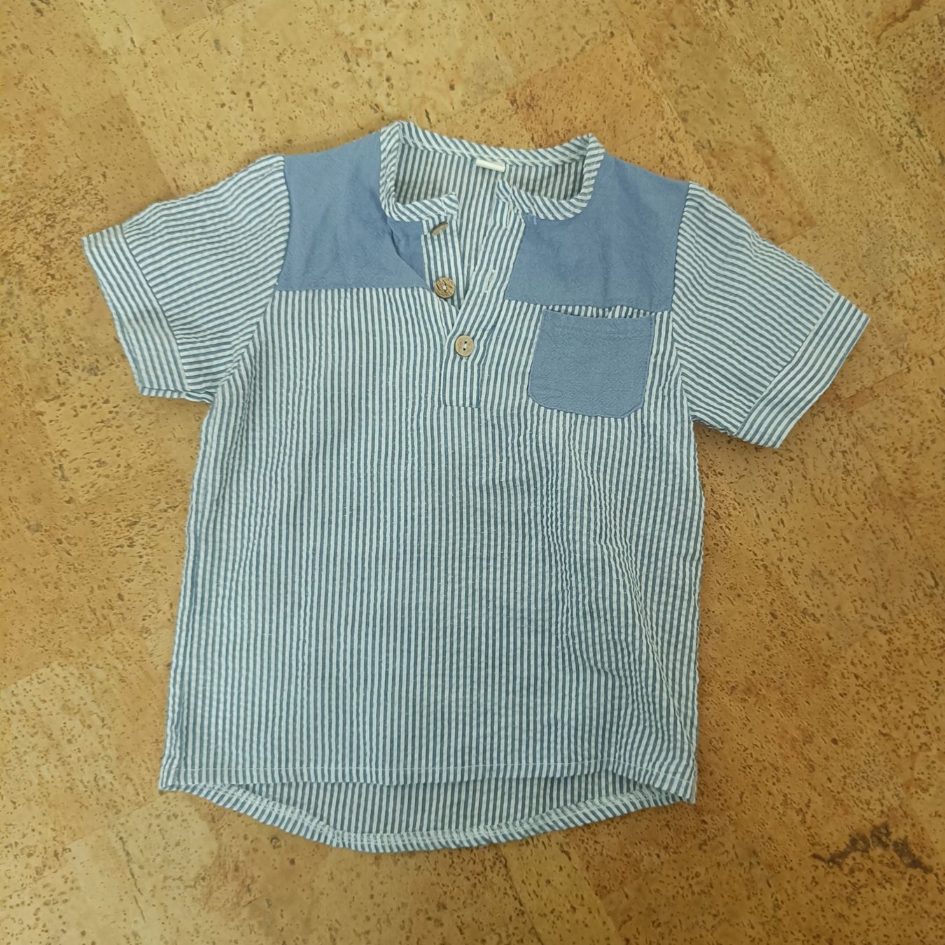 Camicie, T-shirt & Polo: T-Shirt Grösse 98 – Usato da Jaberg venduto da urig17.
