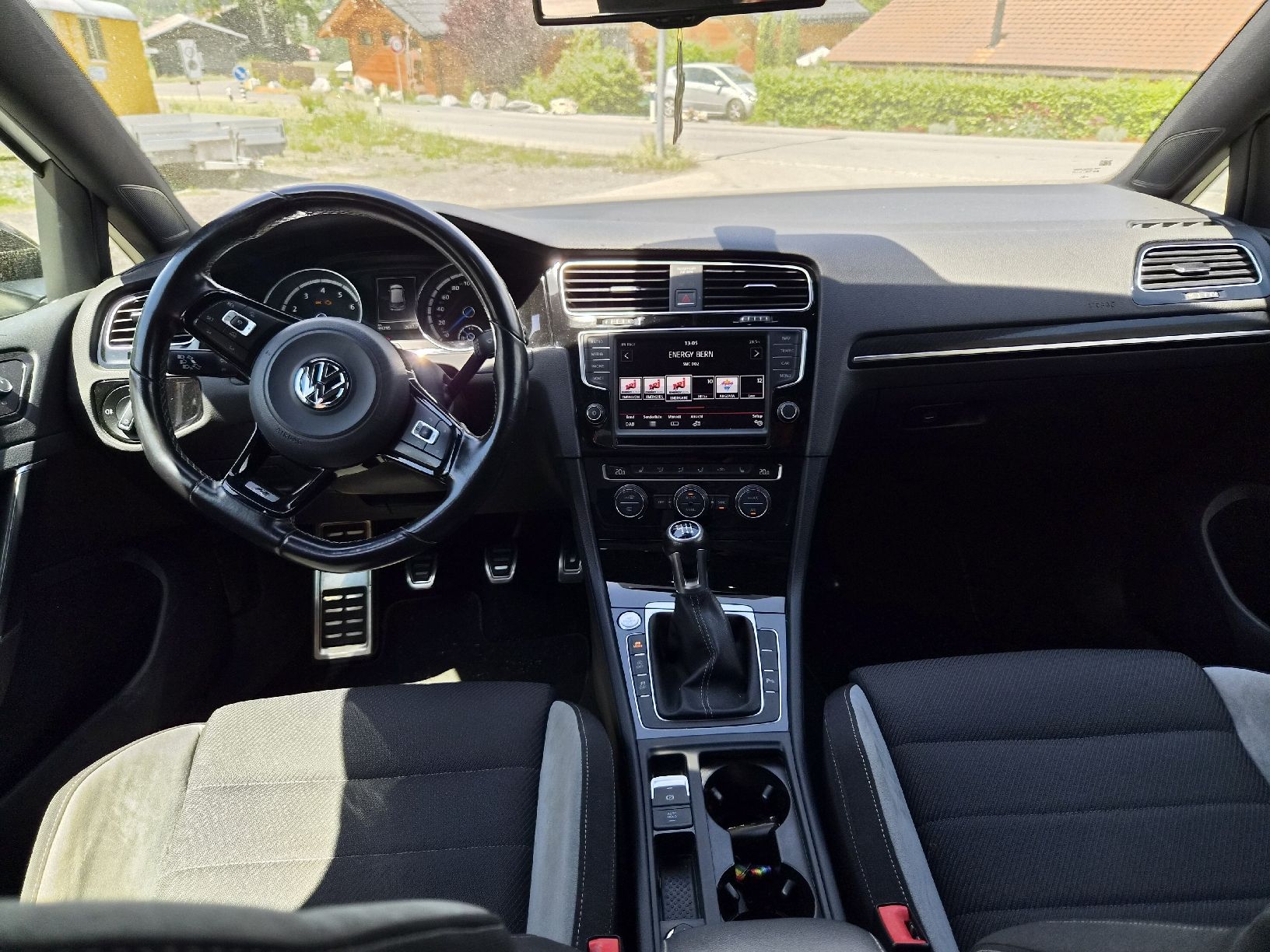 VW Autos: VW Golf 7 R  – D'occasion à Valendas par mar_c92b 5