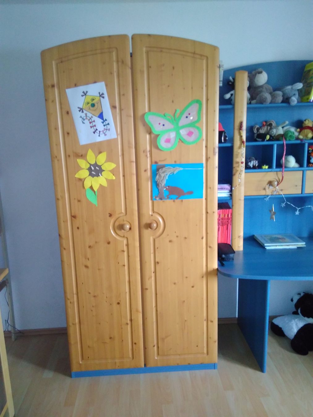Armadi: Wunderschönes Kinderzimmer mit Echtholz – Usato da Flurlingen venduto da pow_x8g6 1