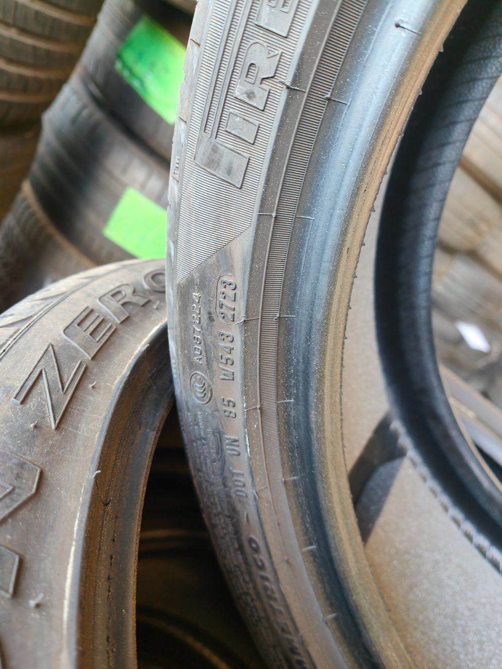 Pirelli Pneus & Kompletträder: 265/35 R22 Sommerreifen – Gebraucht aus Oberengstringen von Reifen-Lagerverkauf 3