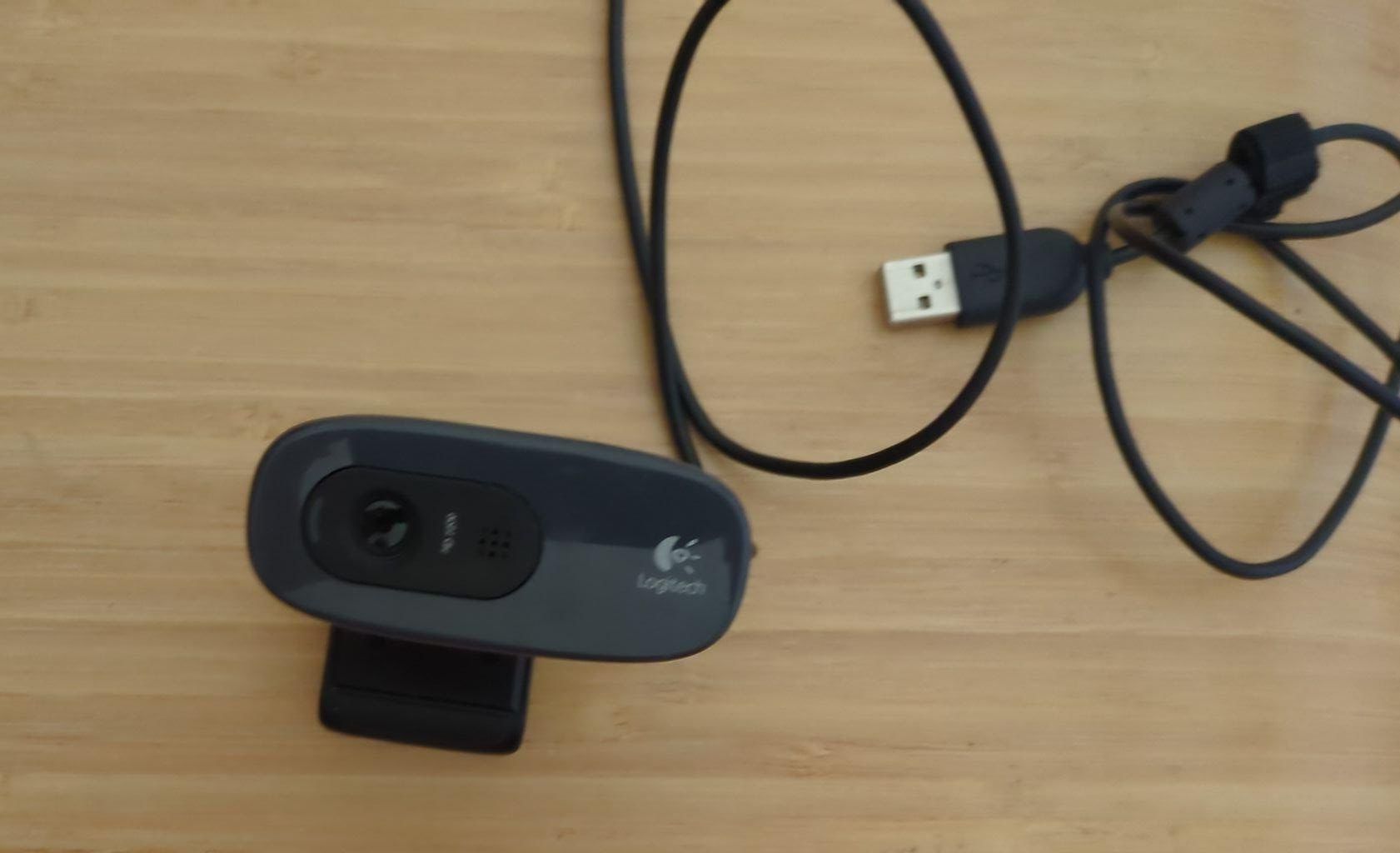 Logitech Webcams: Logitech HD 720p USB Webcam - mit Kabel – Neu (gemäss Beschreibung) aus Zuerich von vir_66fd 4